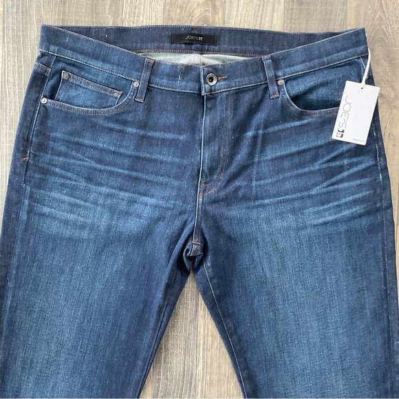 38x34 Julian Edelman Joe's Jeans The Brixton Straight
AUTOGRAPHED
Men’s 38
Blue - Picture 3 of 11